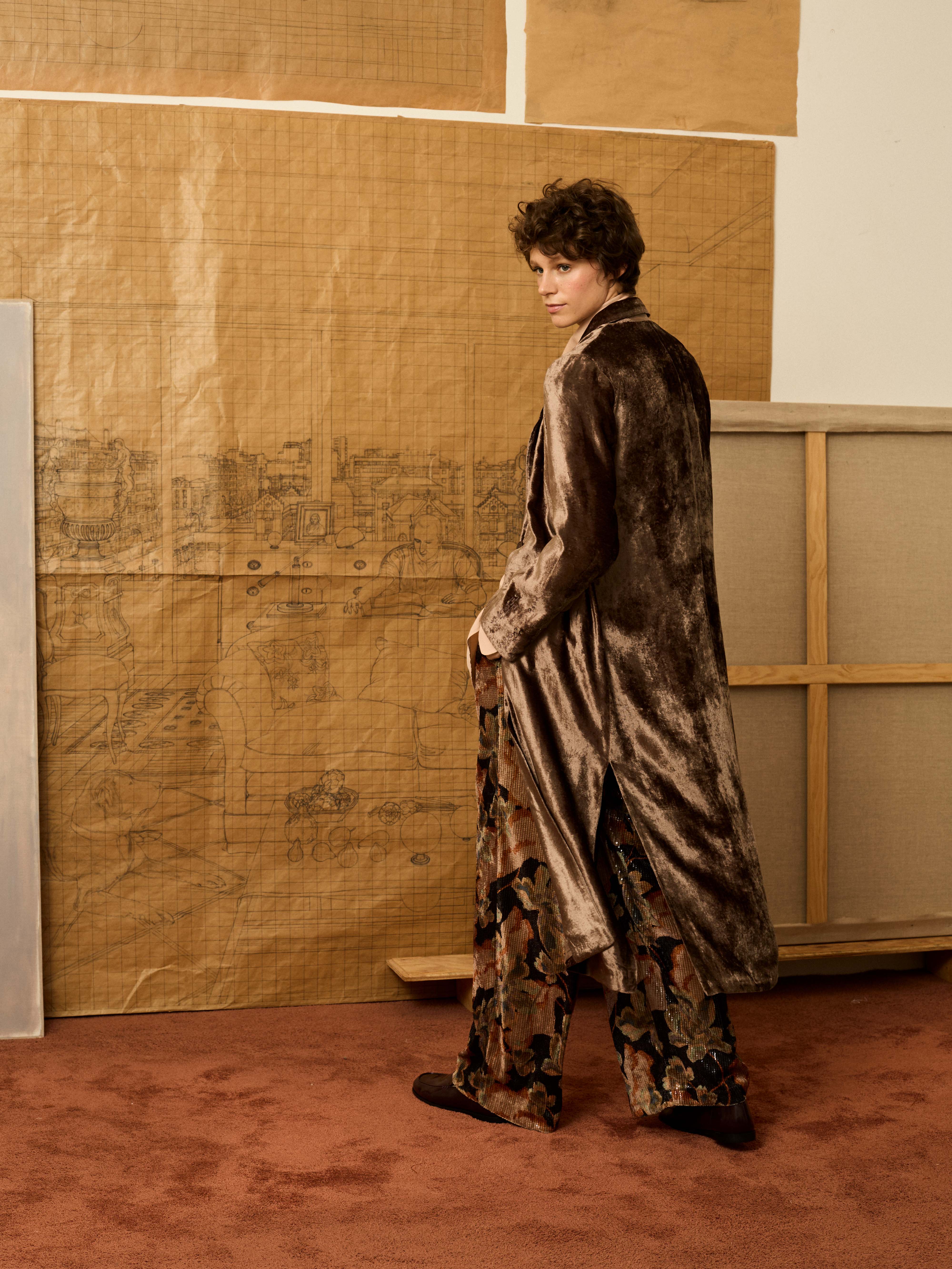 Levita terciopelo topo