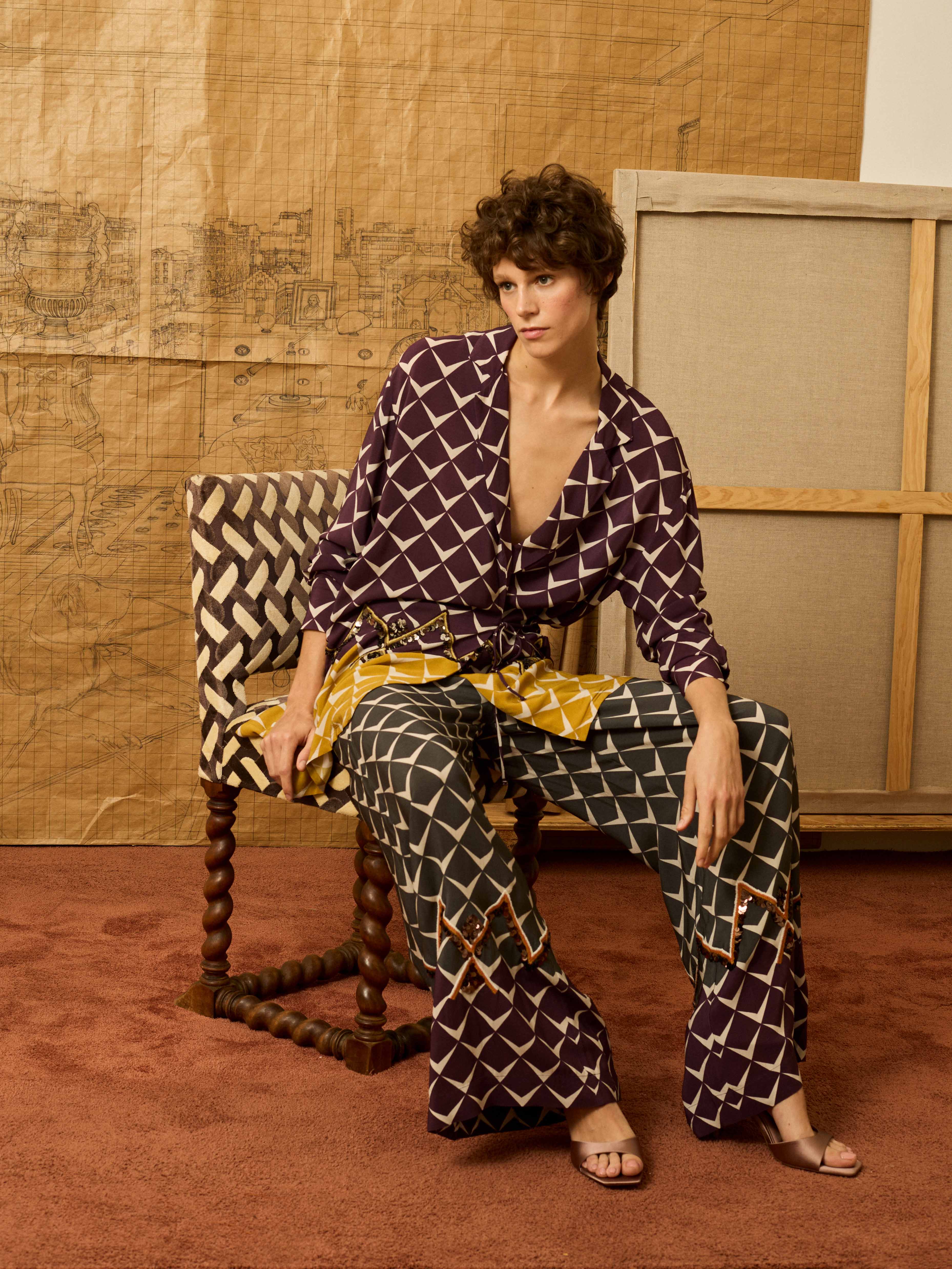 Pantalón greca antracita