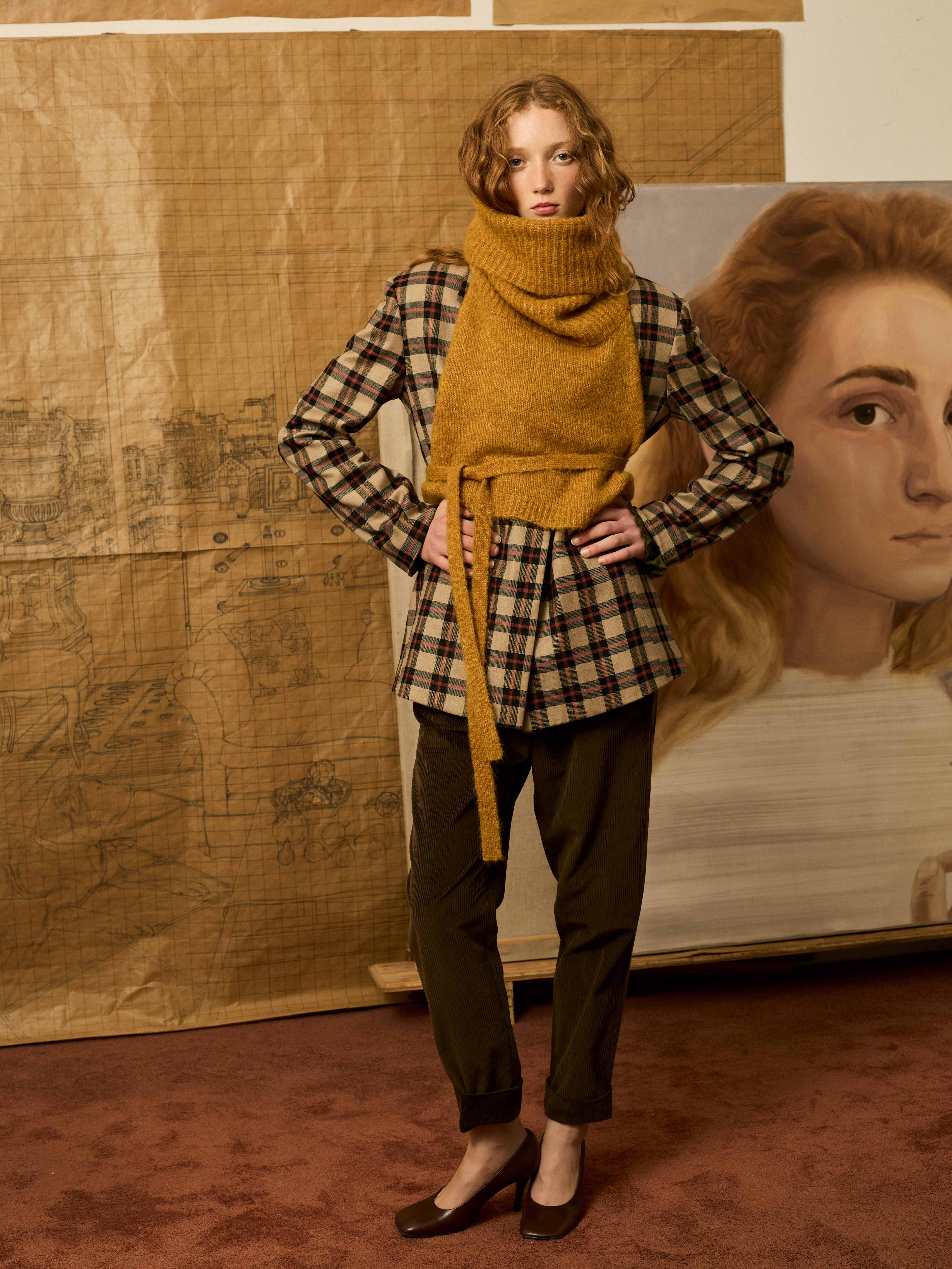 Cuello de lana amarillo