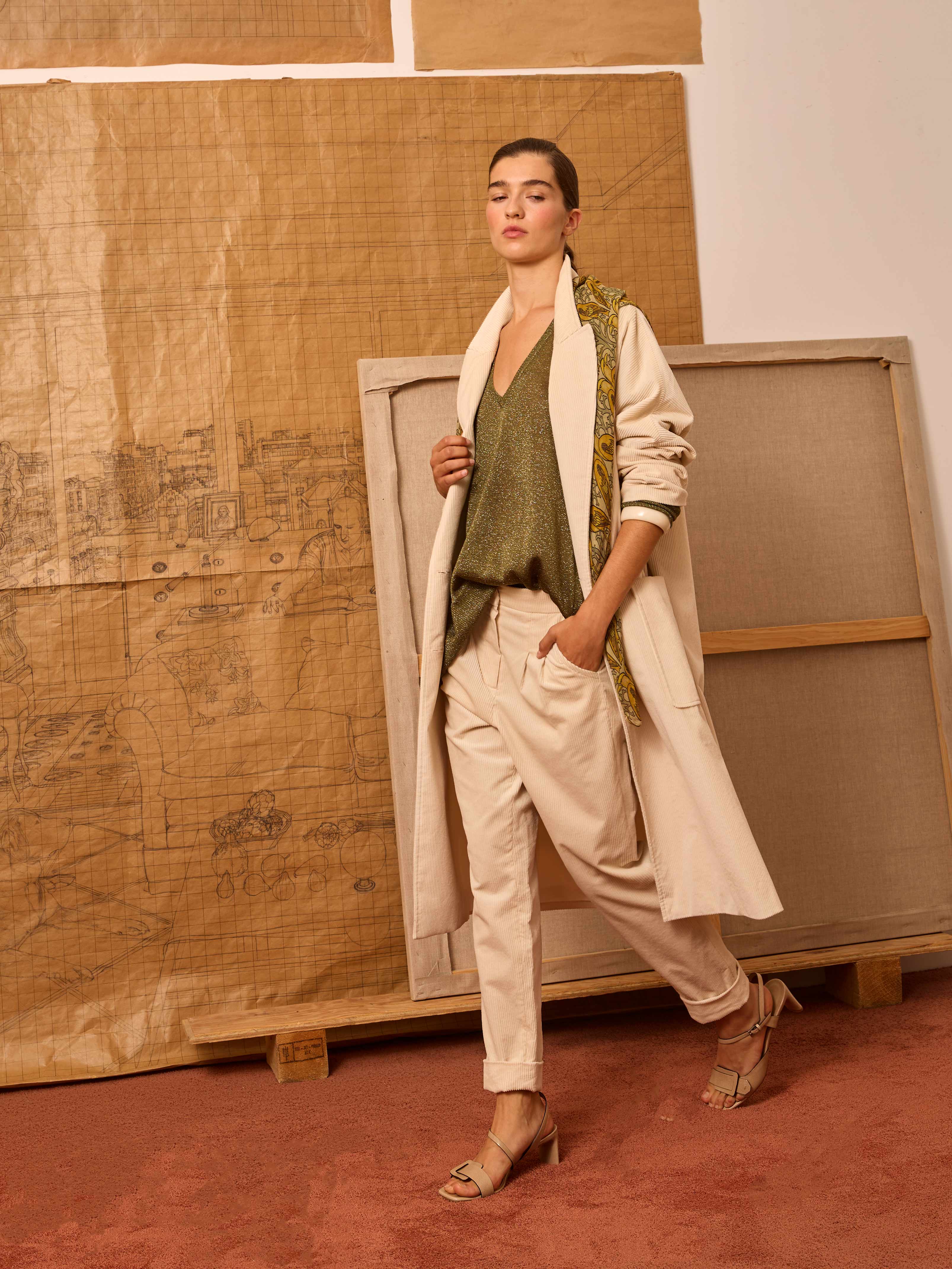 Abrigo de pana marfil