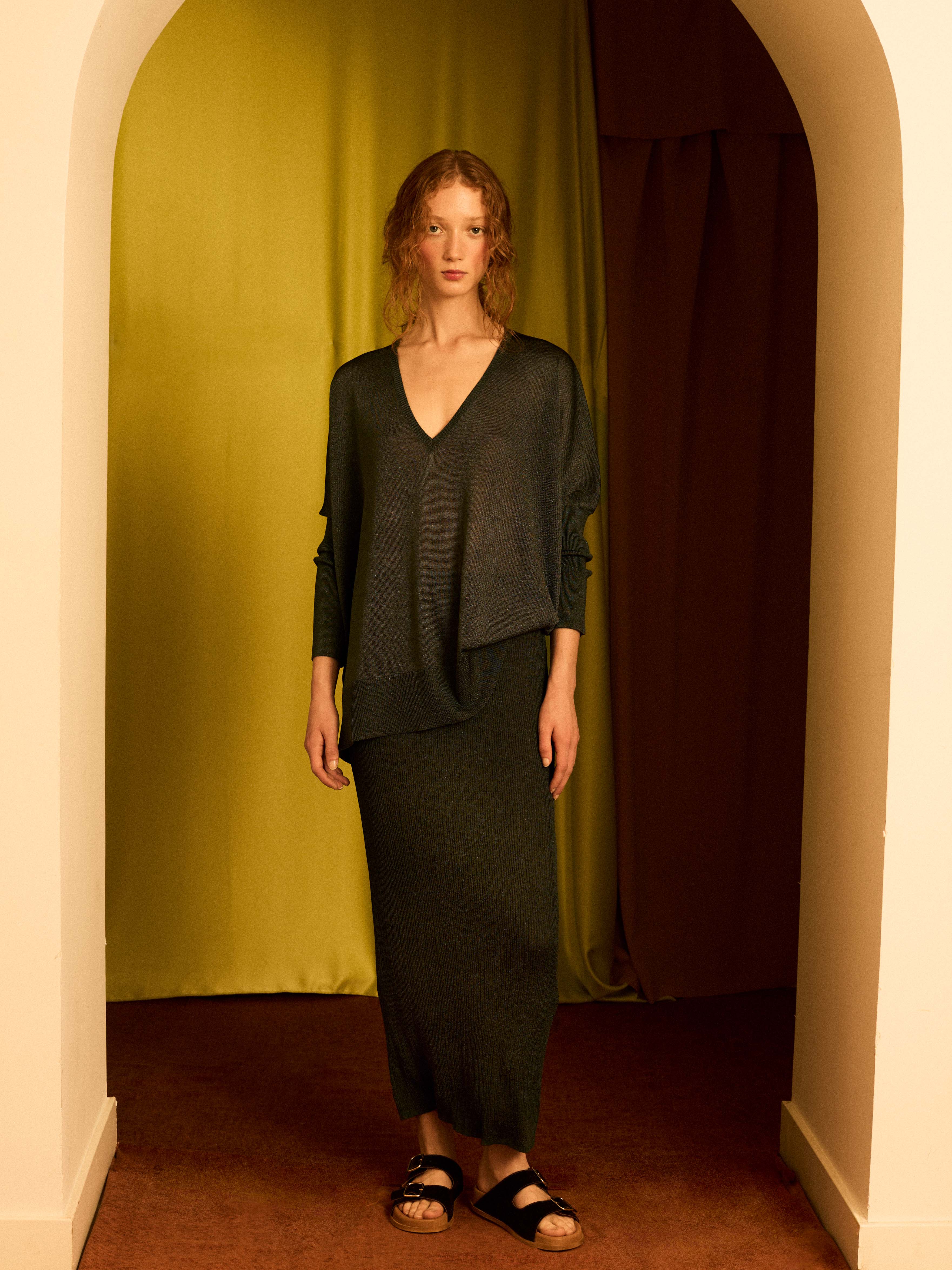 Falda de lurex con canalé plomo