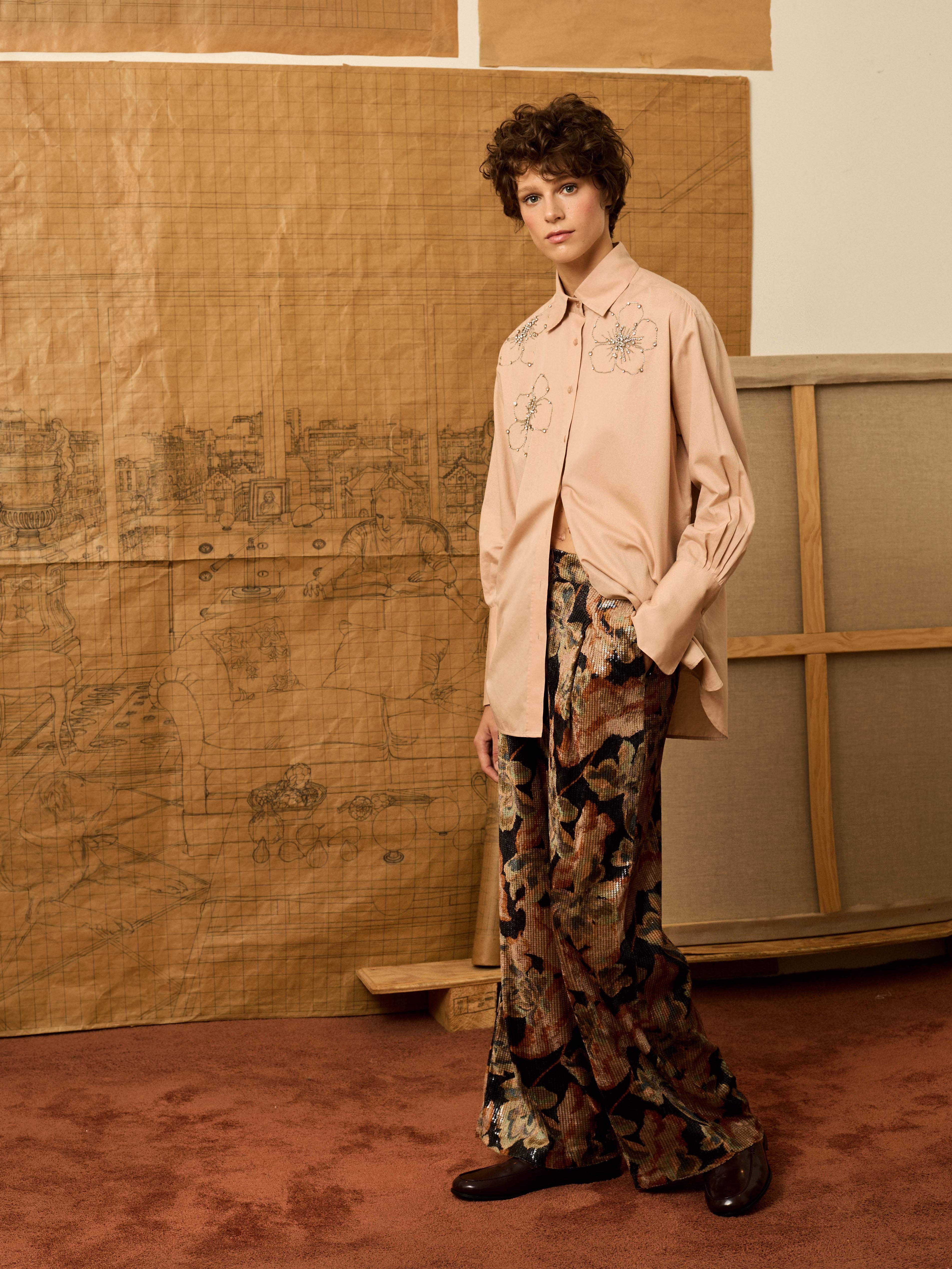 Camisa  masculina rosa con pedrería