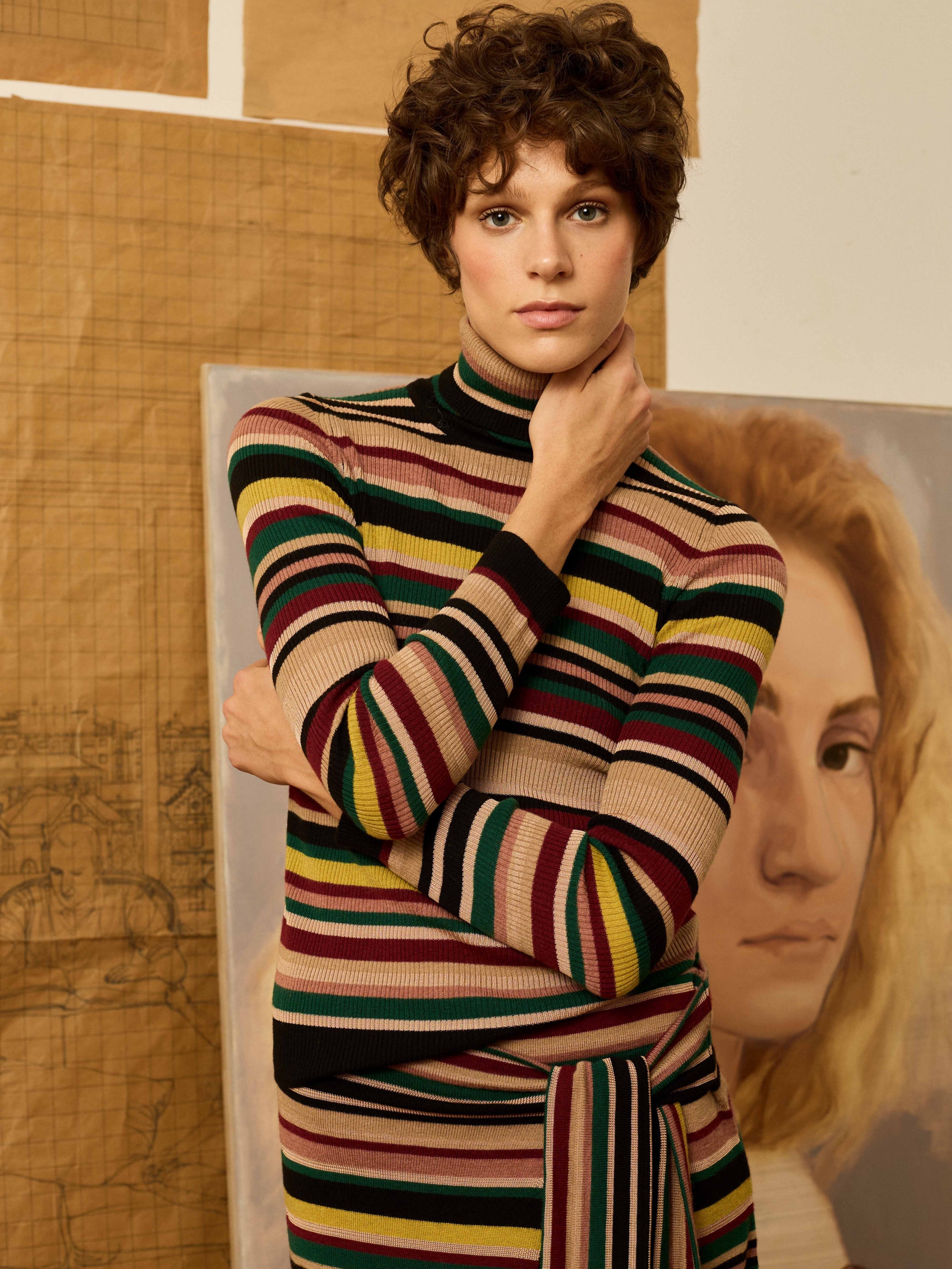 Jersey cuello alto multirayas